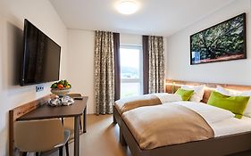 Huemer-Park Motel Voecklatal